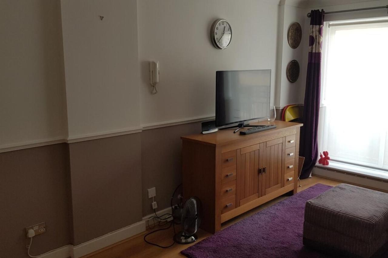 1 Bedroom Apartment On The Riverbank Near St Paul'S London Exterior photo