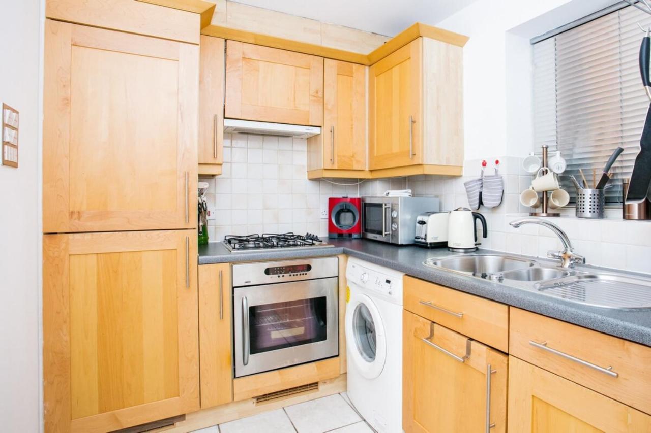 1 Bedroom Apartment On The Riverbank Near St Paul'S London Exterior photo