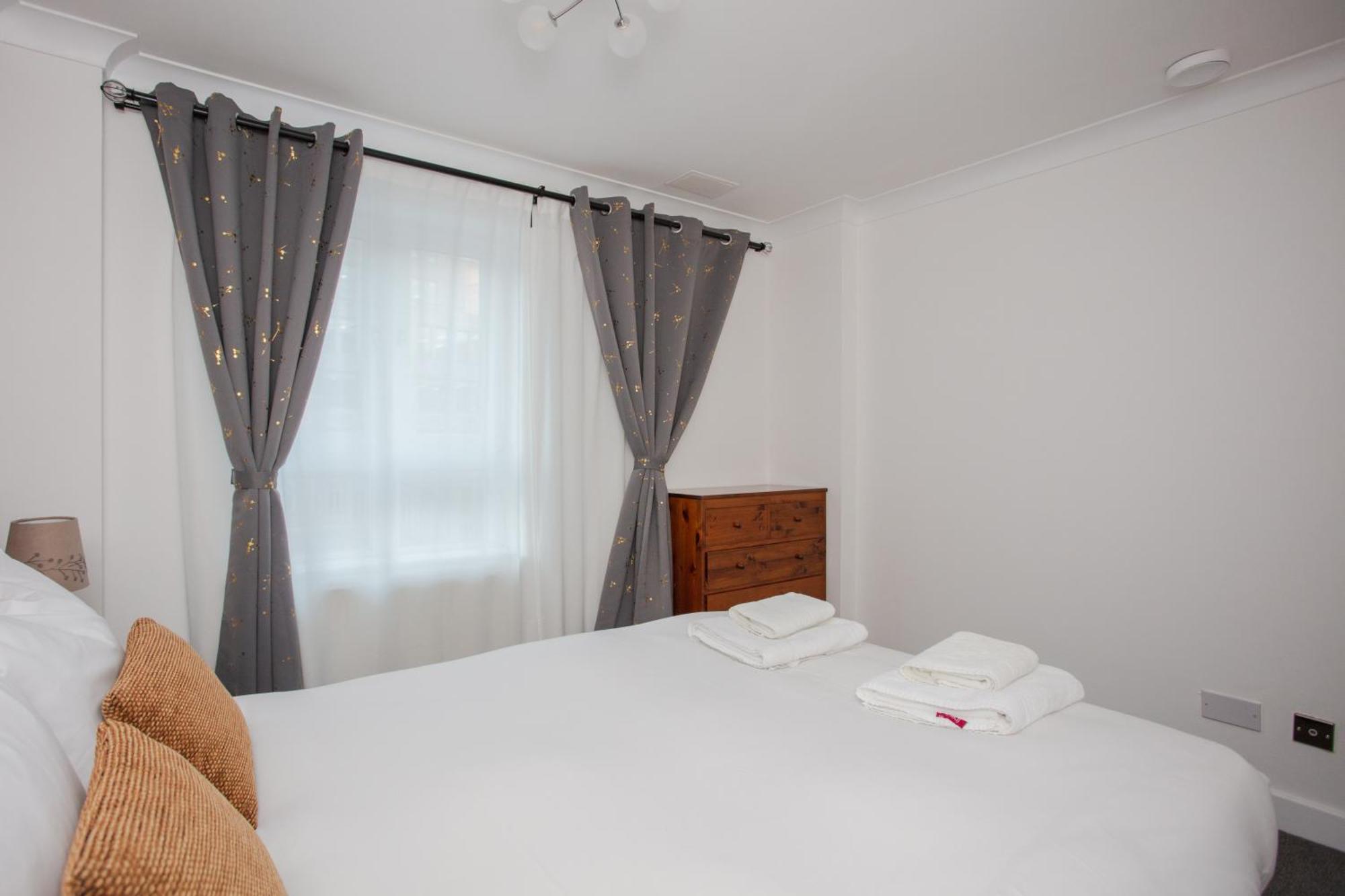 1 Bedroom Apartment On The Riverbank Near St Paul'S London Exterior photo