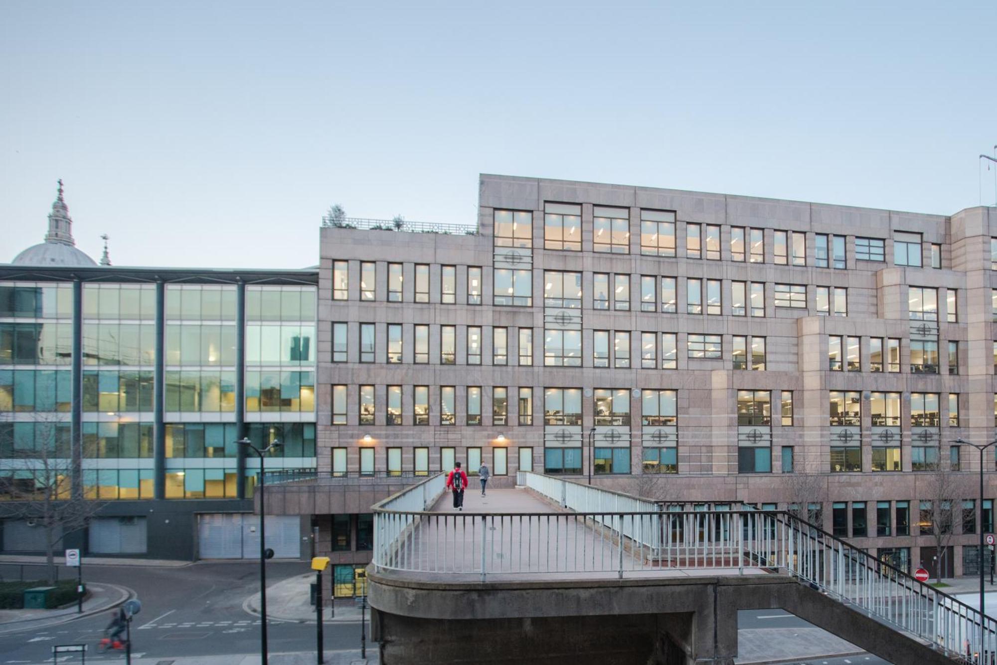 1 Bedroom Apartment On The Riverbank Near St Paul'S London Exterior photo